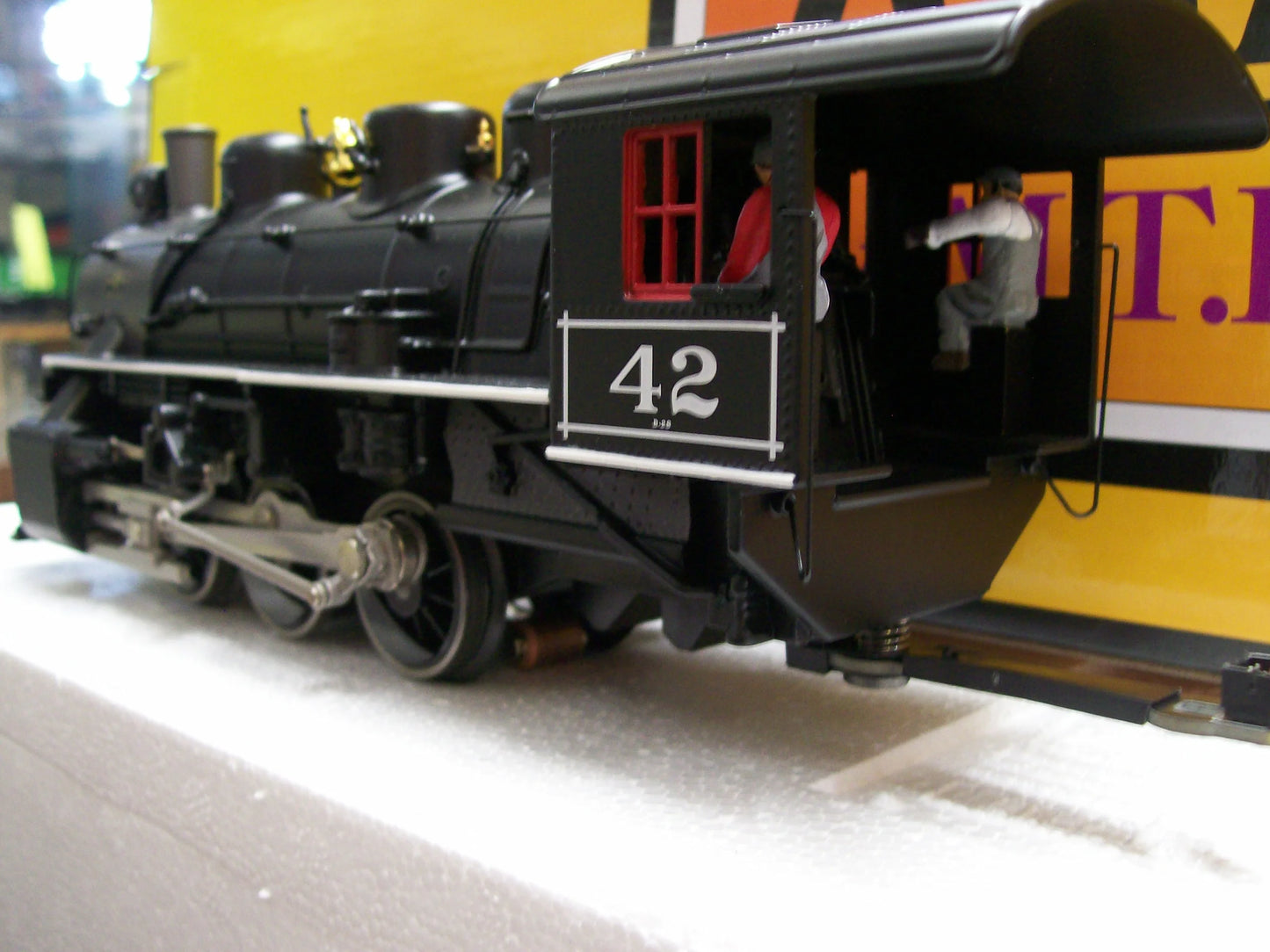 Custom Run by E-Z Catch MTH Toronto, Hamilton and Buffalo 0-6-0 Imperial Railking Switcher Loco Cab # 42