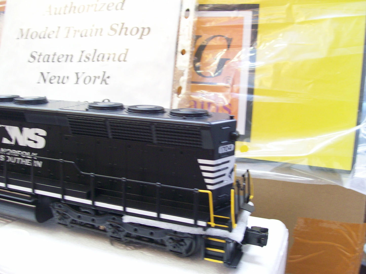 In Stock Special MTH RAILKING # 30-21124-1 CUSTOM RUN NORFOLK SOUTHERN RailKing SD-45 Diesel Engine w/Proto 3.0 Cab # 1704