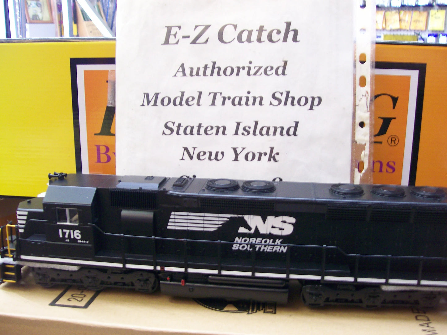 Special In stock MTH # 30-21131-1 CUSTOM RUN NORFOLK SOUTHERN RailKing SD-45 Diesel Engine w/Proto 3.0 Cab # 1716