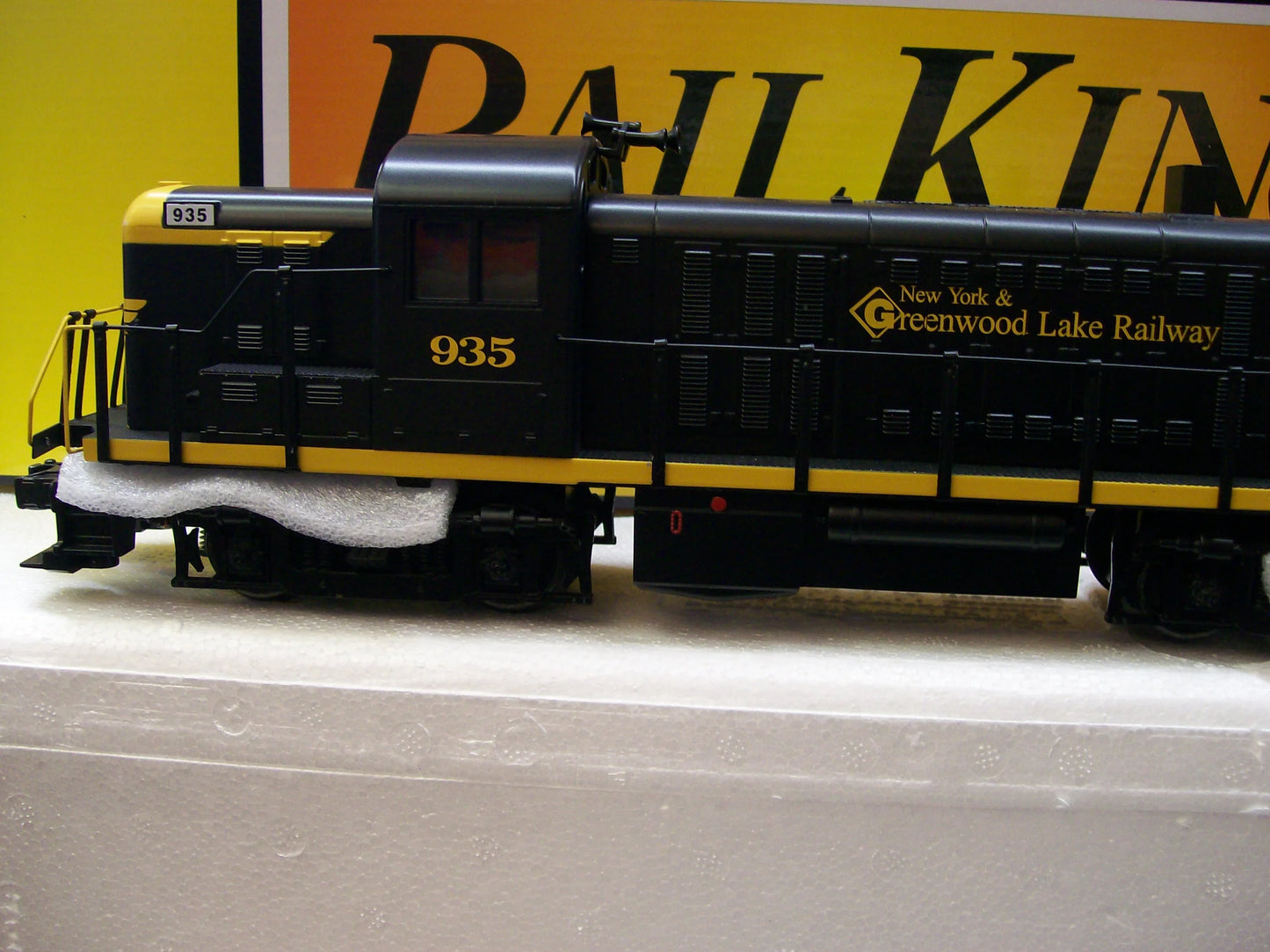 In Stock Exclusive E-Z Catch 2024 Custom Run MTH Railking # 30-21190-1 New York & Greenwood Lake RS-3 Cab # 935