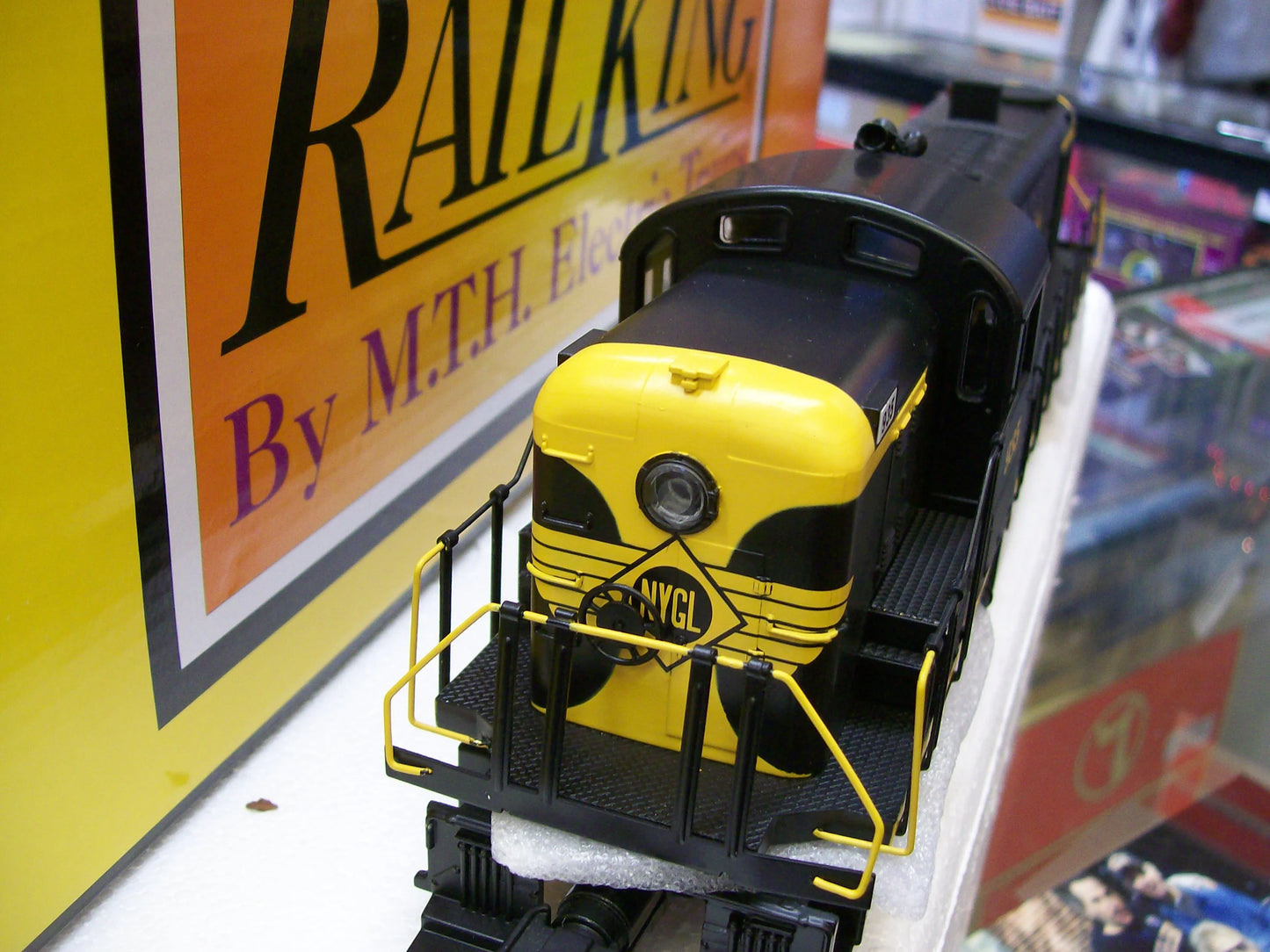 In Stock Exclusive E-Z Catch 2024 Custom Run MTH Railking # 30-21190-1 New York & Greenwood Lake RS-3 Cab # 935