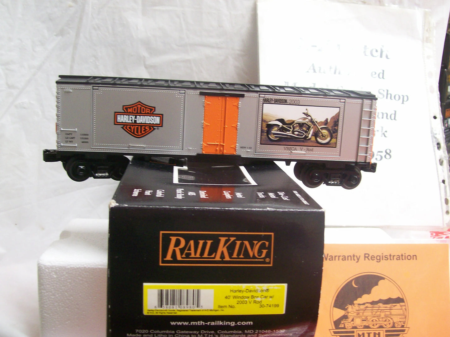 MTH # 30-74199 Railking Window 40' Box Car w/(2) 2003 V Rod - Harley-Davidson Car No. 2003