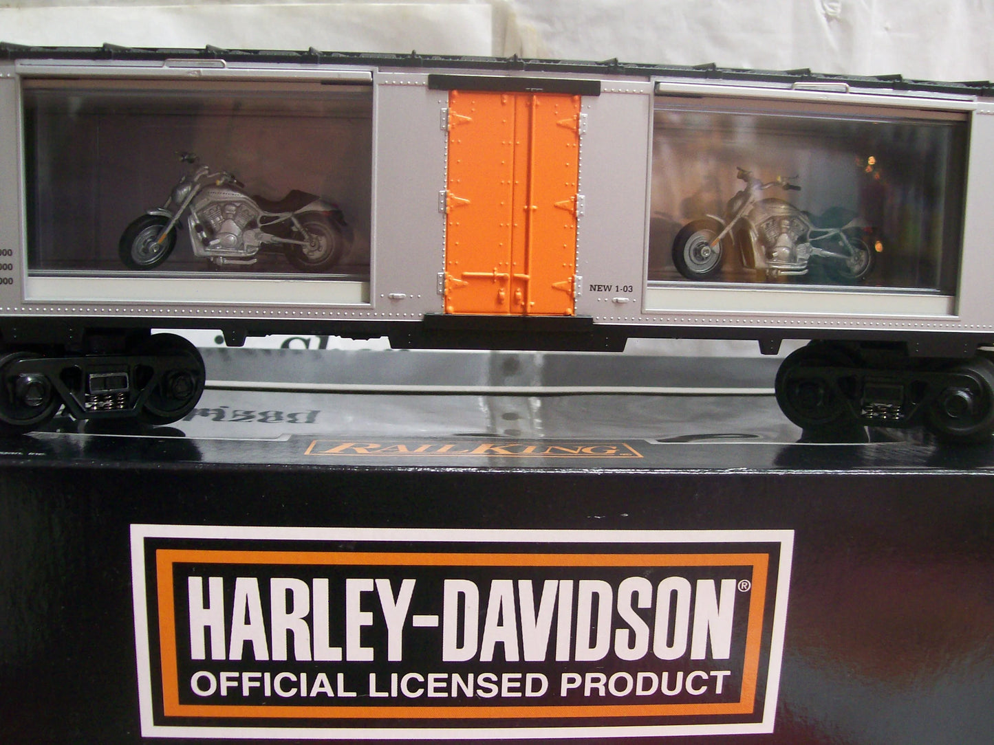 MTH # 30-74199 Railking Window 40' Box Car w/(2) 2003 V Rod - Harley-Davidson Car No. 2003