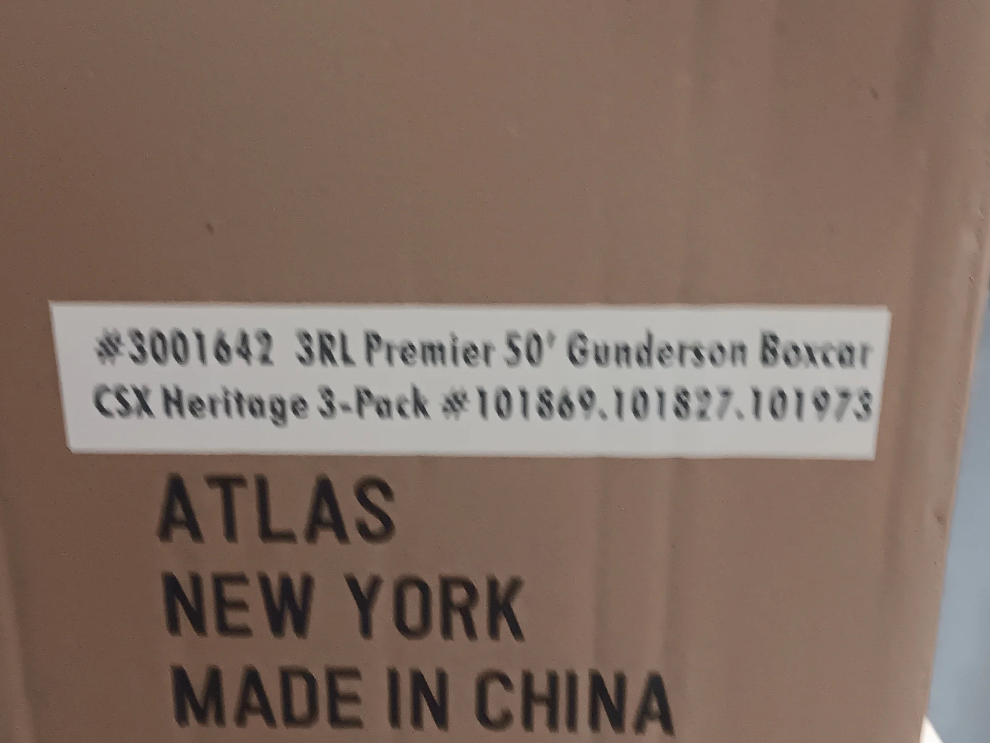 In Stock Atlas # 3001642 PREMIER O Scale 50' GUNDERSON HIGH CUBE BOX CAR 3 PACK CSX HERITAGE