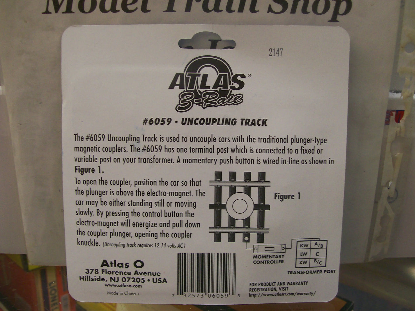 Atlas O # 6059 3-Rail - Uncoupler 1-3/4'' Track Set - O Scale Nickel Silver Model