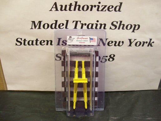 Gar Graves # 300-SY ( O Gauge )  Phantom Tinplate  Safety Yellow  Track Bumper 3 Rail