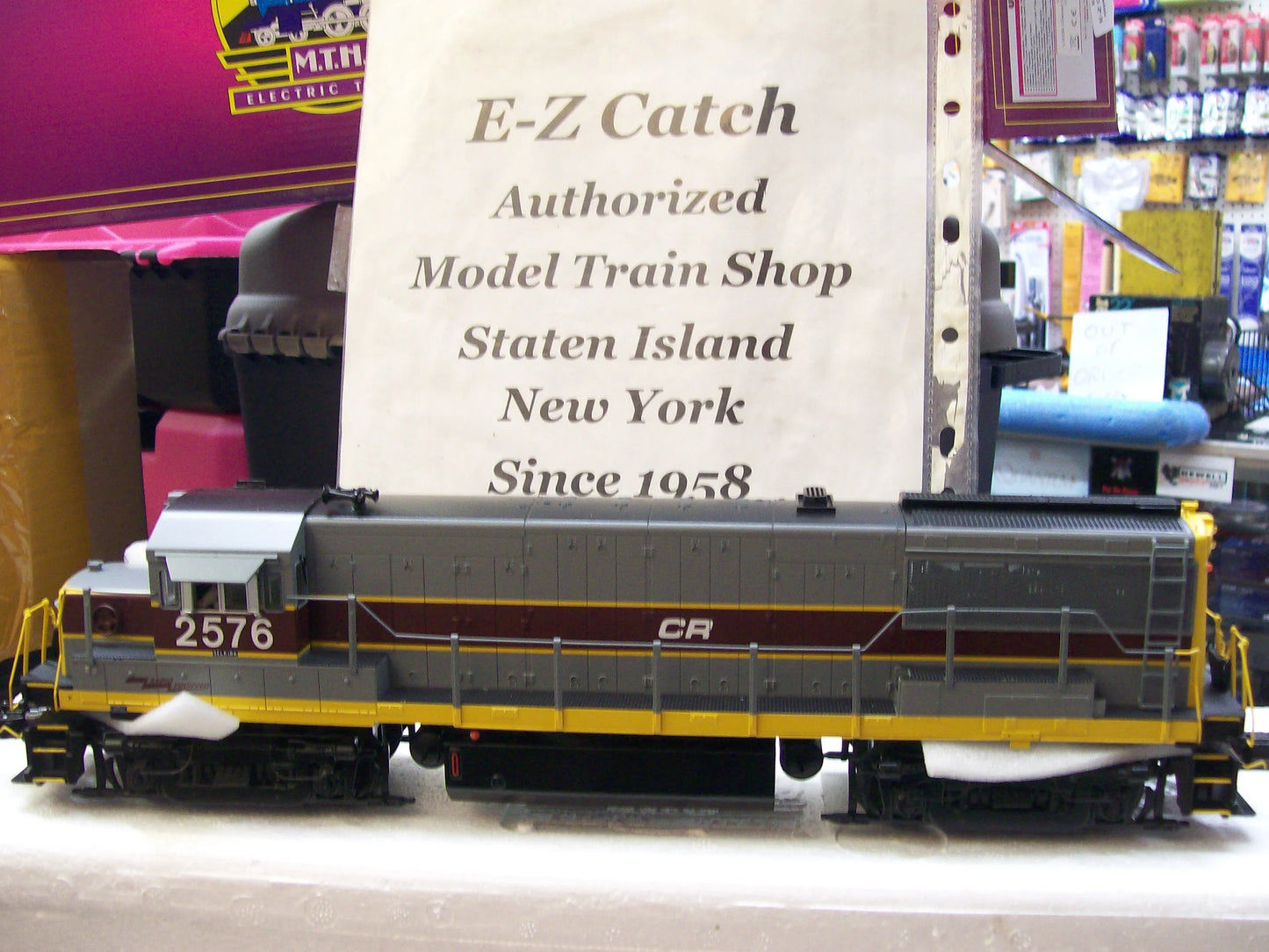 In Stock E-Z Catch Custom Run MTH Premier Conrail ( Patch )  U-25-B Diesel Locomotive Cab # 2576