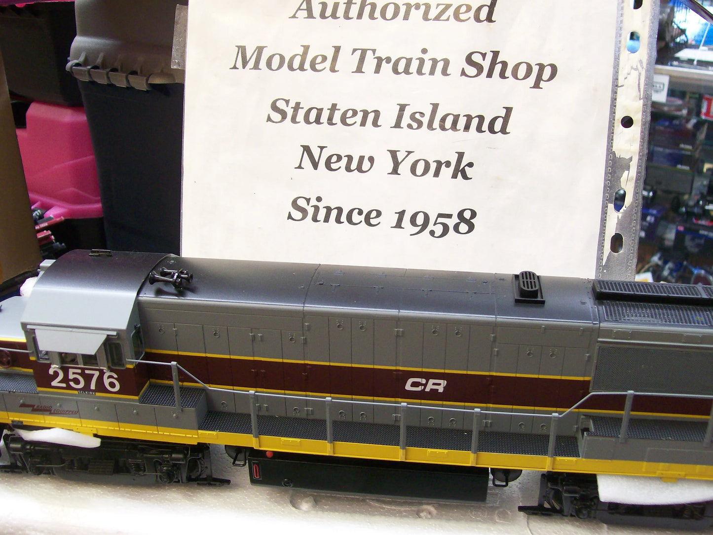 In Stock E-Z Catch Custom Run MTH Premier Conrail ( Patch )  U-25-B Diesel Locomotive Cab # 2576