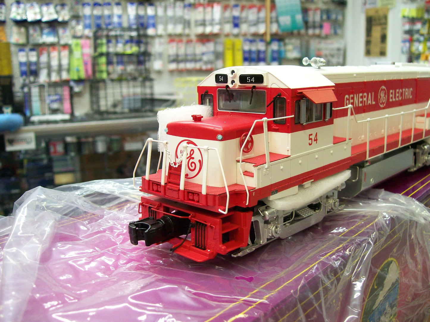 In Stock E-Z Catch Custom Limited Run MTH Premier GE Demo  U-25-B Diesel Locomotive Cab # 54