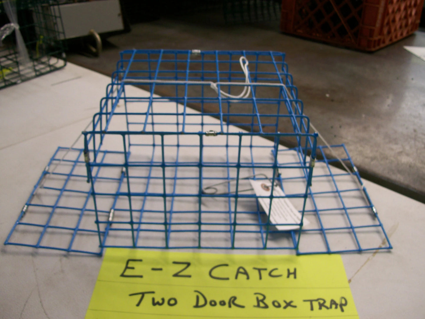 E-Z Catch # P-400-Blue ( TWO DOOR ) Weekender Series Crab Trap with Bait Clip ( Blue )