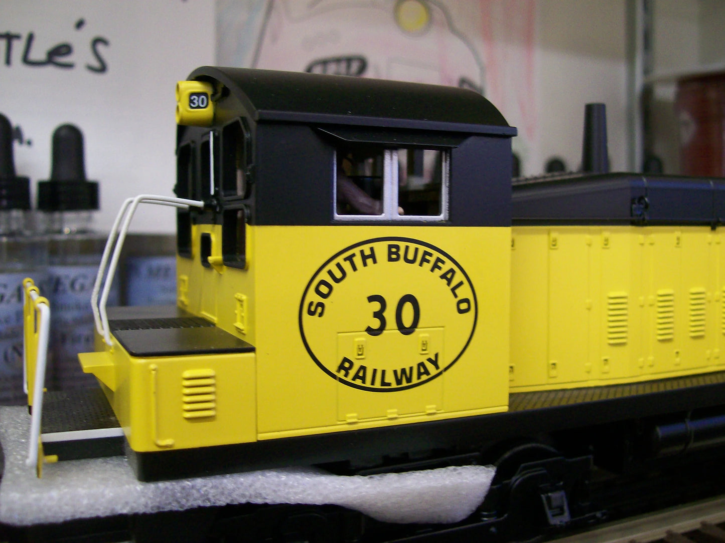 EXCLUSIVE E-Z CATCH MTH CUSTOM SOUTH BUFFALO RAILWAY SW-1200 CAB 30