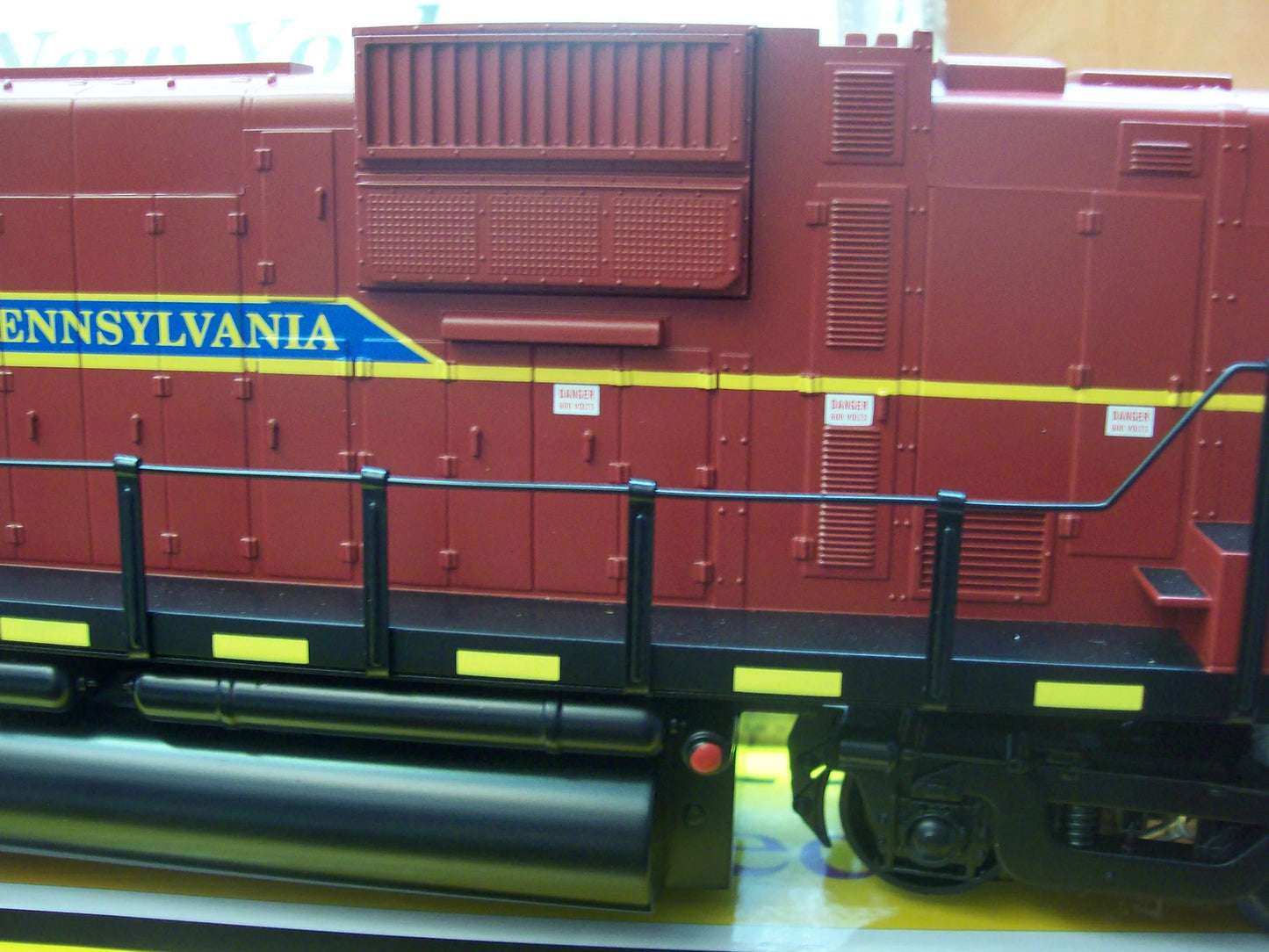 ( SOLD OUT ) EXCLUSIVE CUSTOM RUN MTH WESTERN NEW YORK & PENNSY C-630 RAILKING ALCO DIESEL