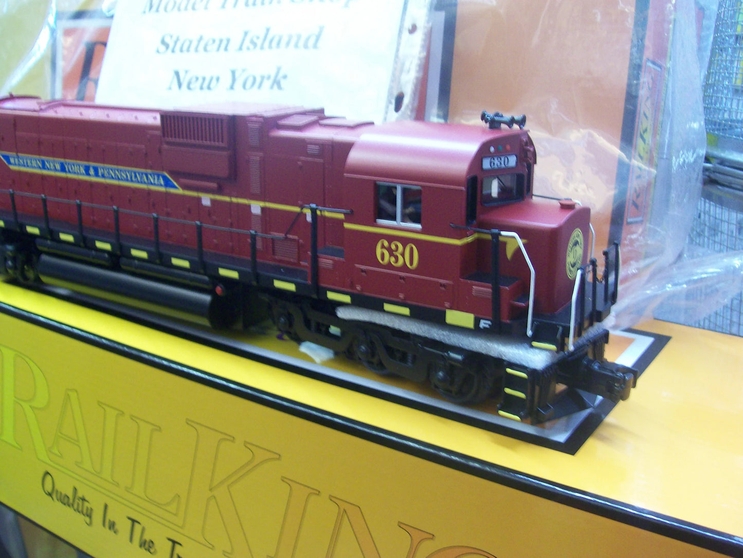 ( SOLD OUT ) EXCLUSIVE CUSTOM RUN MTH WESTERN NEW YORK & PENNSY C-630 RAILKING ALCO DIESEL