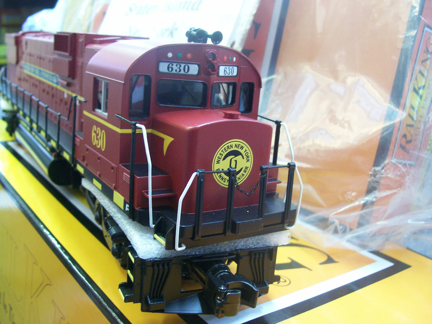 ( SOLD OUT ) EXCLUSIVE CUSTOM RUN MTH WESTERN NEW YORK & PENNSY C-630 RAILKING ALCO DIESEL