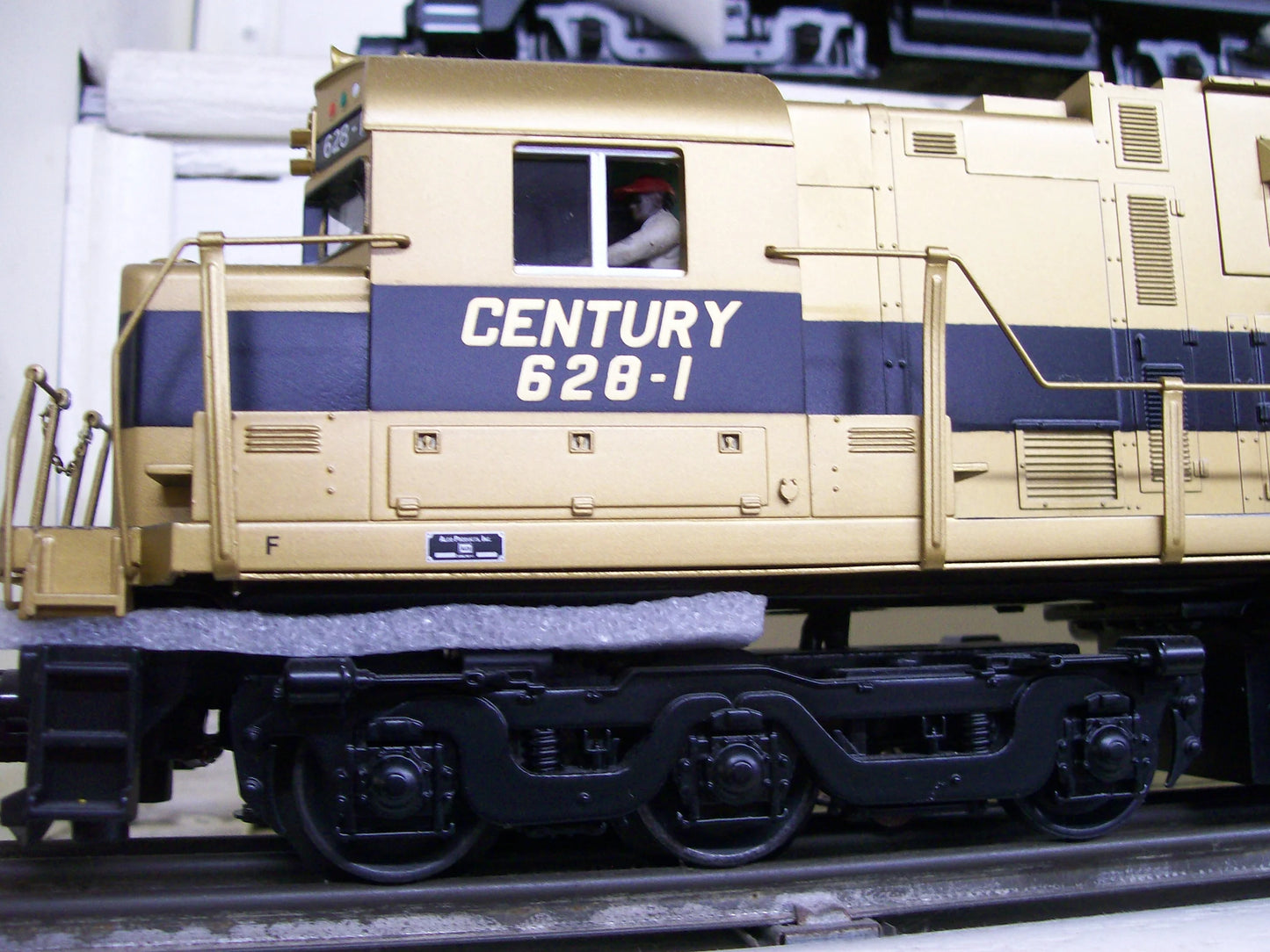 Custom MTH Railking E-Z Catch Exclusive Gold Alco Century Demo C-628 Diesel Loco Cab # 628-1