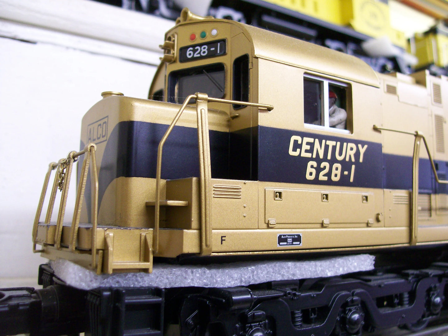 Custom MTH Railking E-Z Catch Exclusive Gold Alco Century Demo C-628 Diesel Loco Cab # 628-1