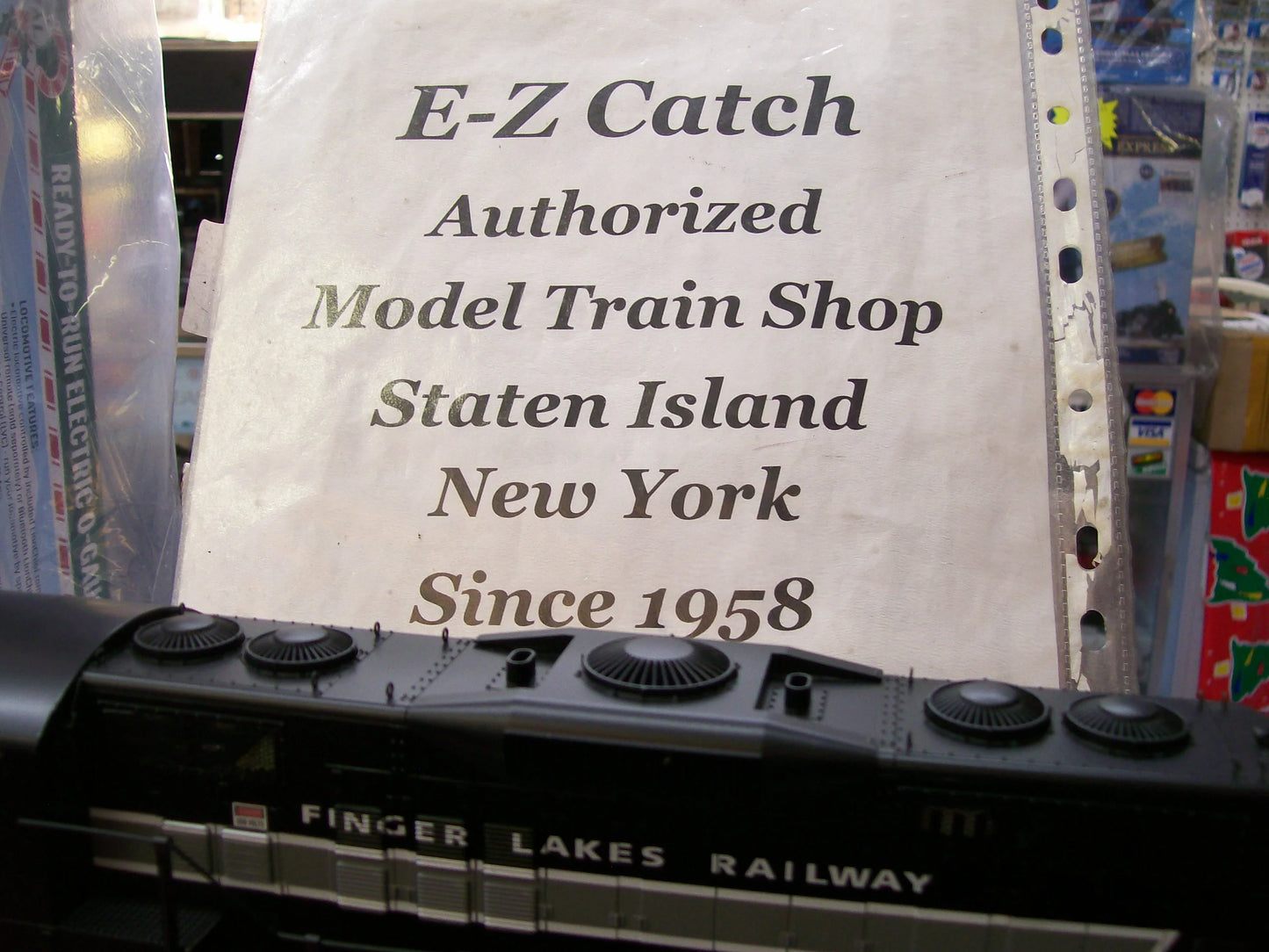 Custom Finger Lakes Railway ( New York ) MTH Premier GP-9 Cab # 1751 ( Limited Run )